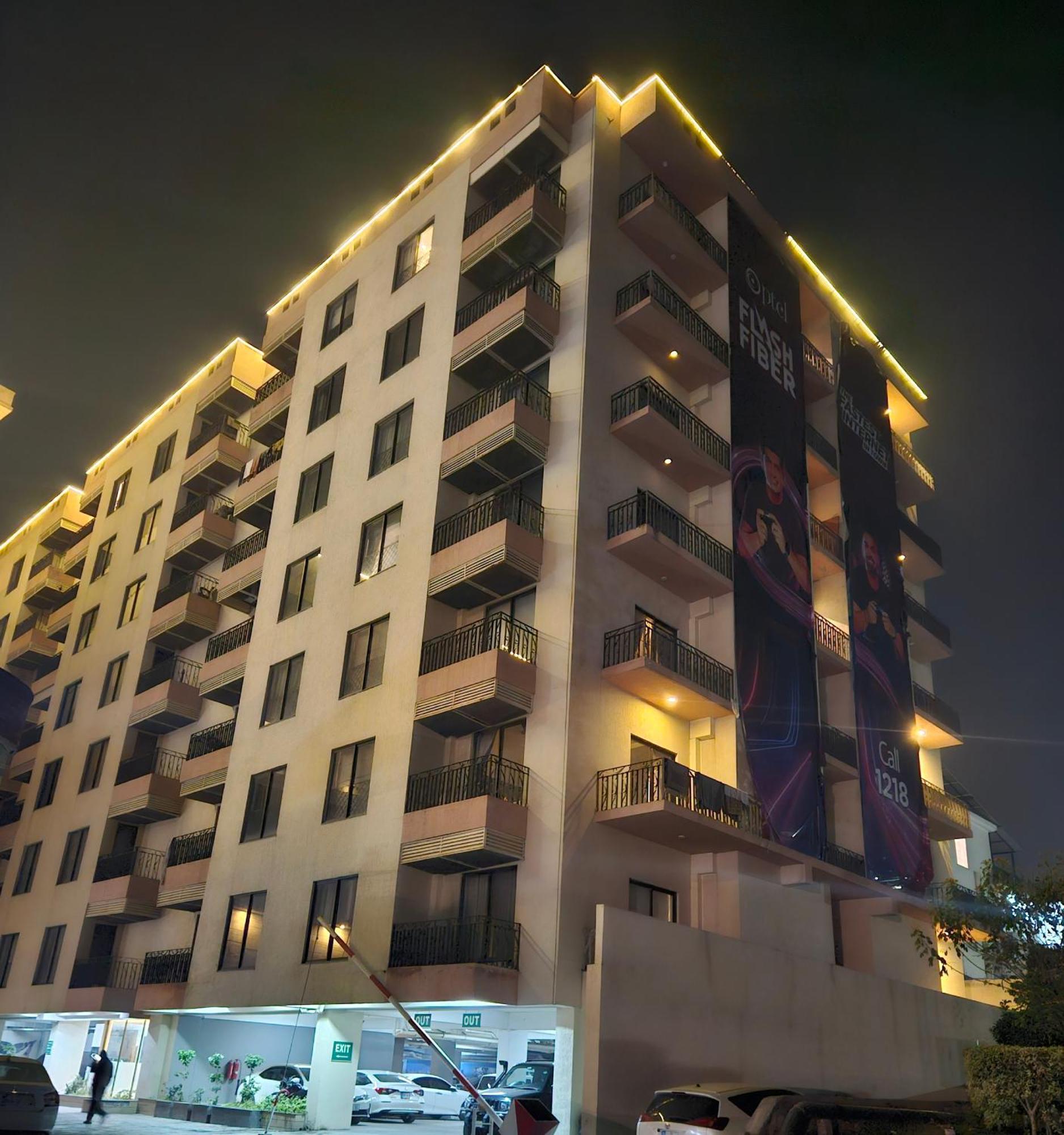 Aesthetic Scenic Luxurious Apartment - Bahria Heights Rawalpindi Exterior photo