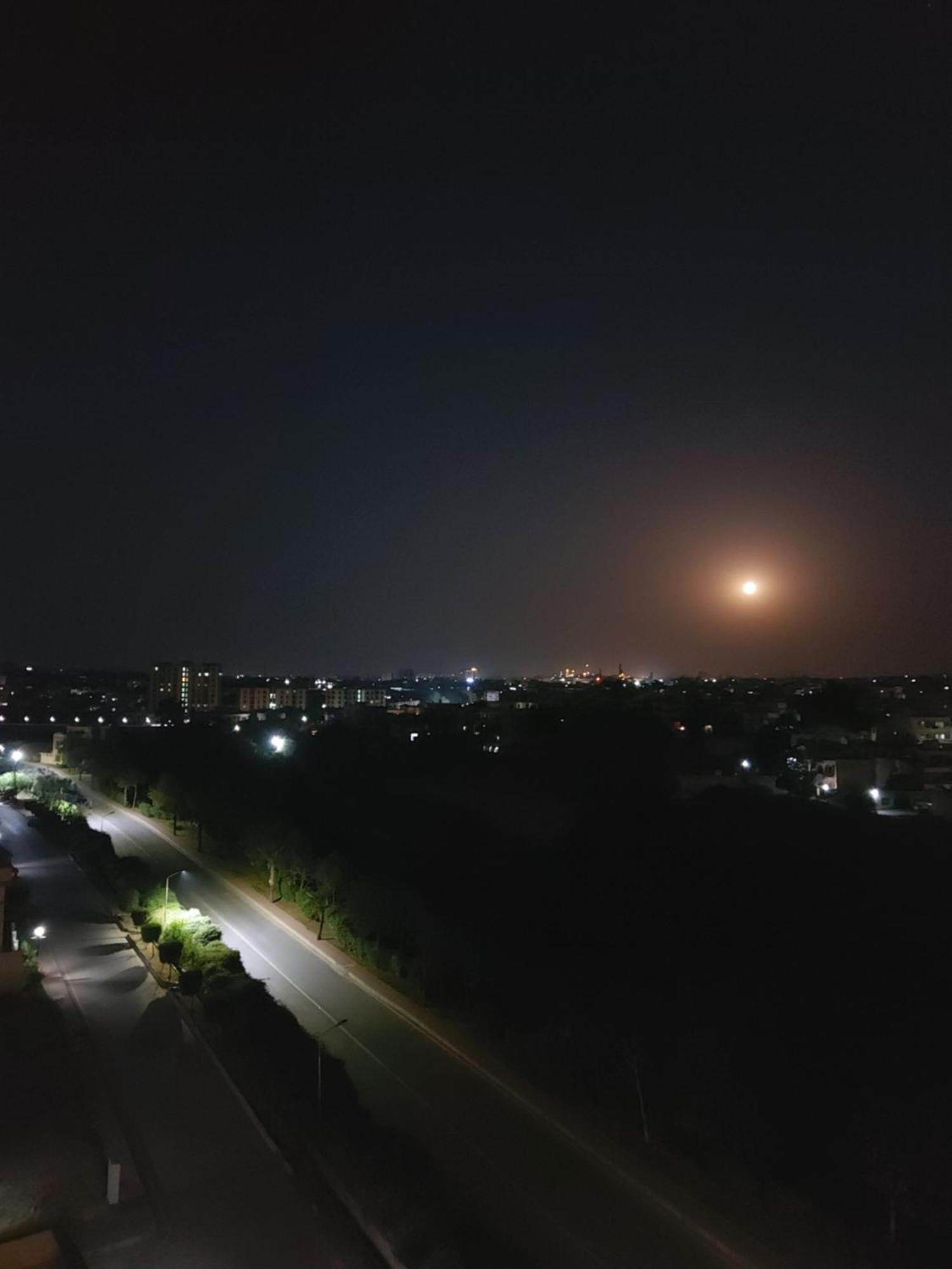 Aesthetic Scenic Luxurious Apartment - Bahria Heights Rawalpindi Exterior photo