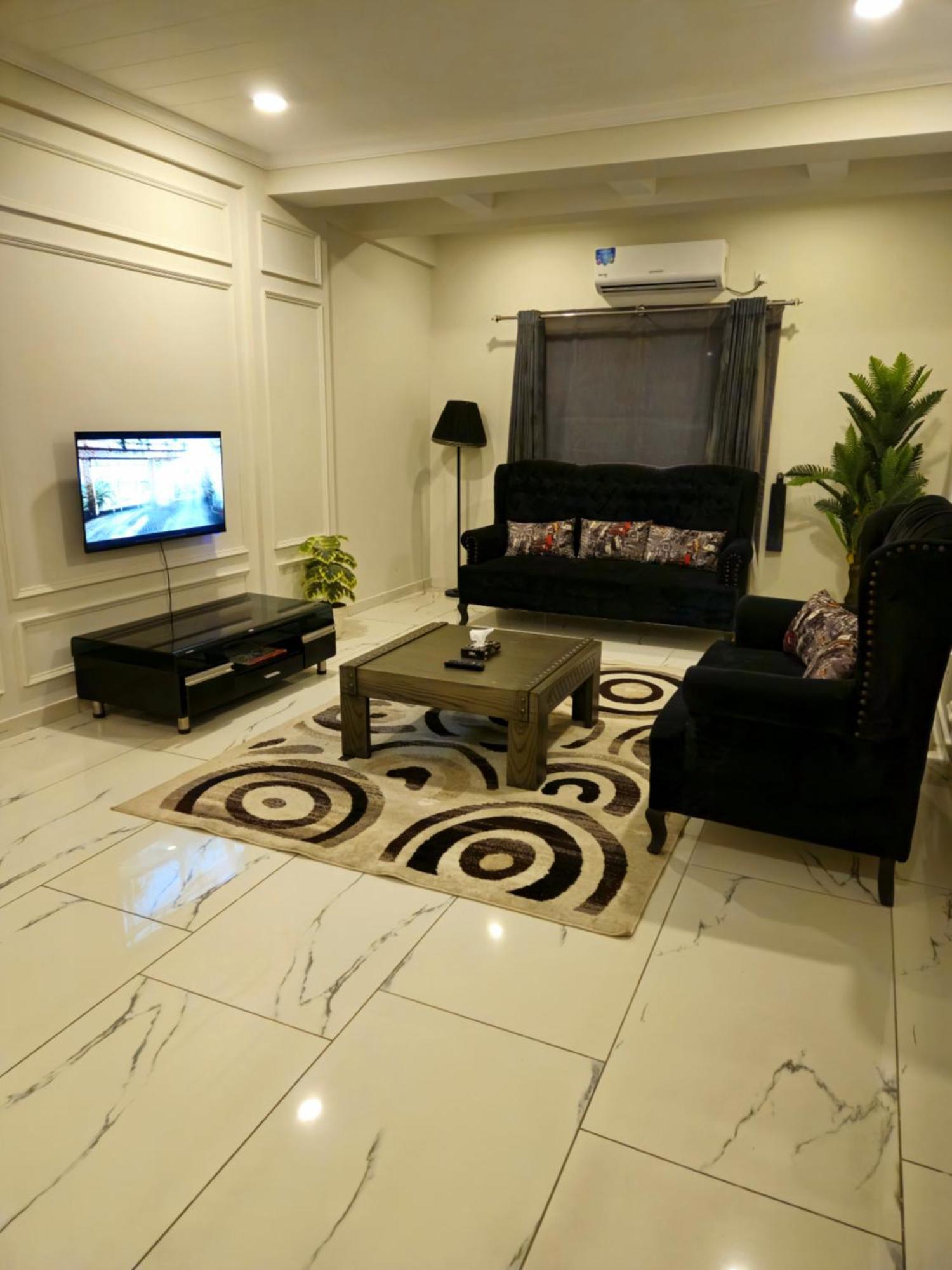 Aesthetic Scenic Luxurious Apartment - Bahria Heights Rawalpindi Exterior photo